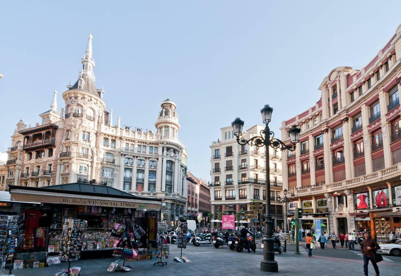 Atico En El Centro De Madrid - Calle Jardines Exterior foto